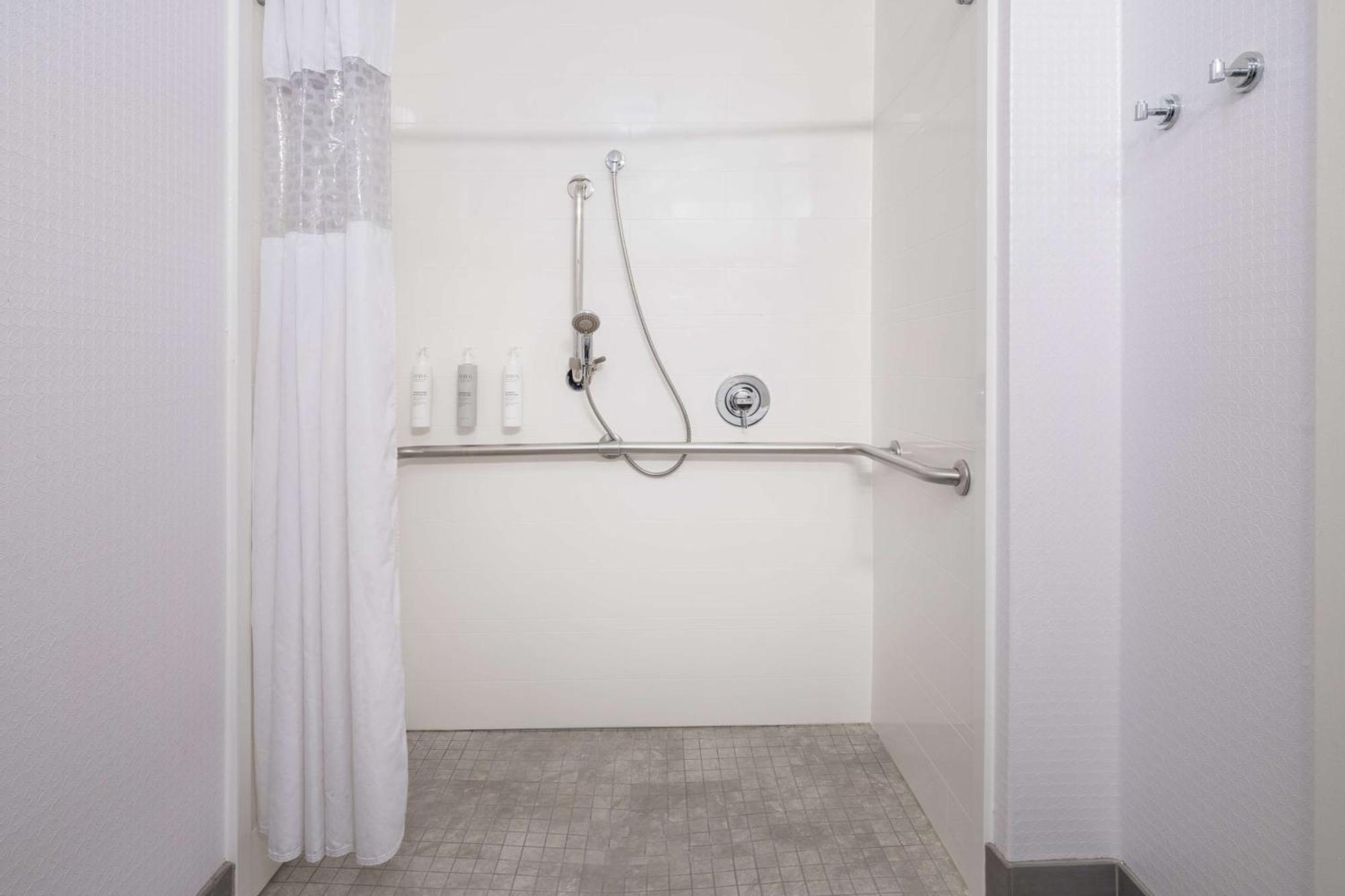 Hampton Inn סנפורד מראה חיצוני תמונה
